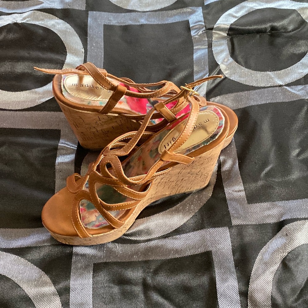 Madden Girl Wedges